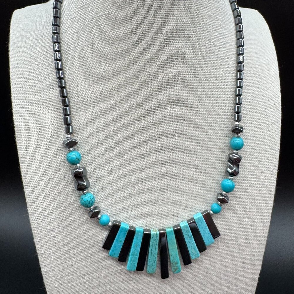 Hematite and Turquoise Beads Graduated Necklace Barrel Clasp 18 inches